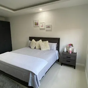 Villa The Roseville, Ocho Rios
